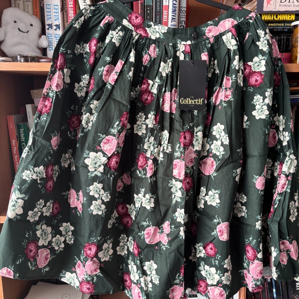 NWT Collectif Size UK 12/ US 8 Swing Skirt Green with Floral Pattern - Picture 1 of 10
